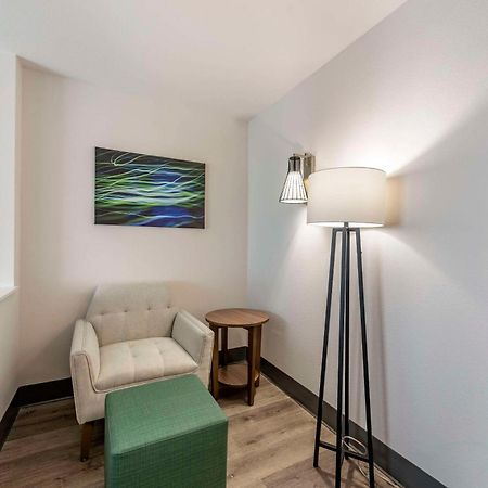 Comfort Suites Colorado Springs East - Medical Center Area Εξωτερικό φωτογραφία