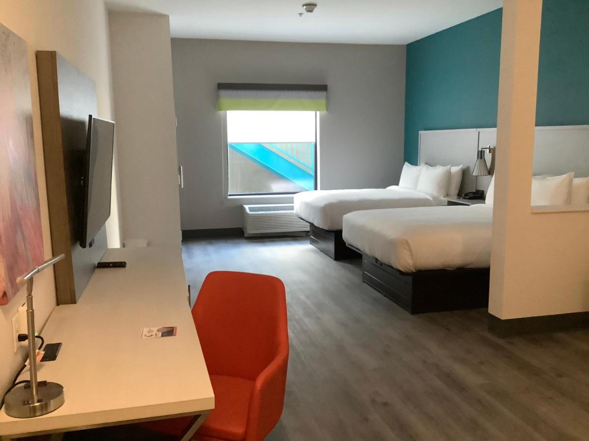 Comfort Suites Colorado Springs East - Medical Center Area Εξωτερικό φωτογραφία