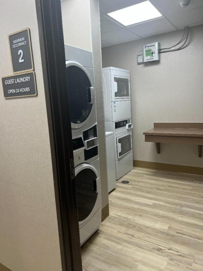 Comfort Suites Colorado Springs East - Medical Center Area Εξωτερικό φωτογραφία