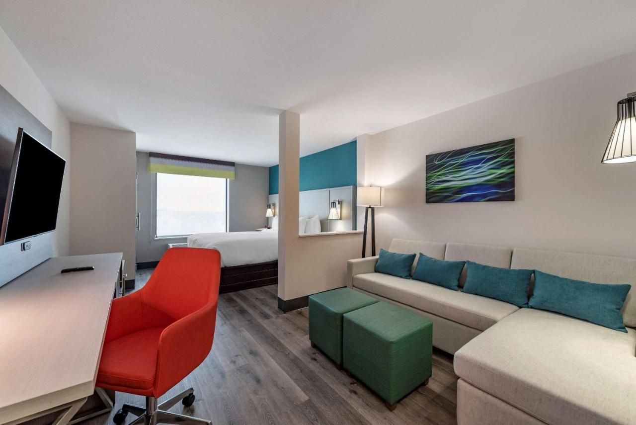 Comfort Suites Colorado Springs East - Medical Center Area Εξωτερικό φωτογραφία