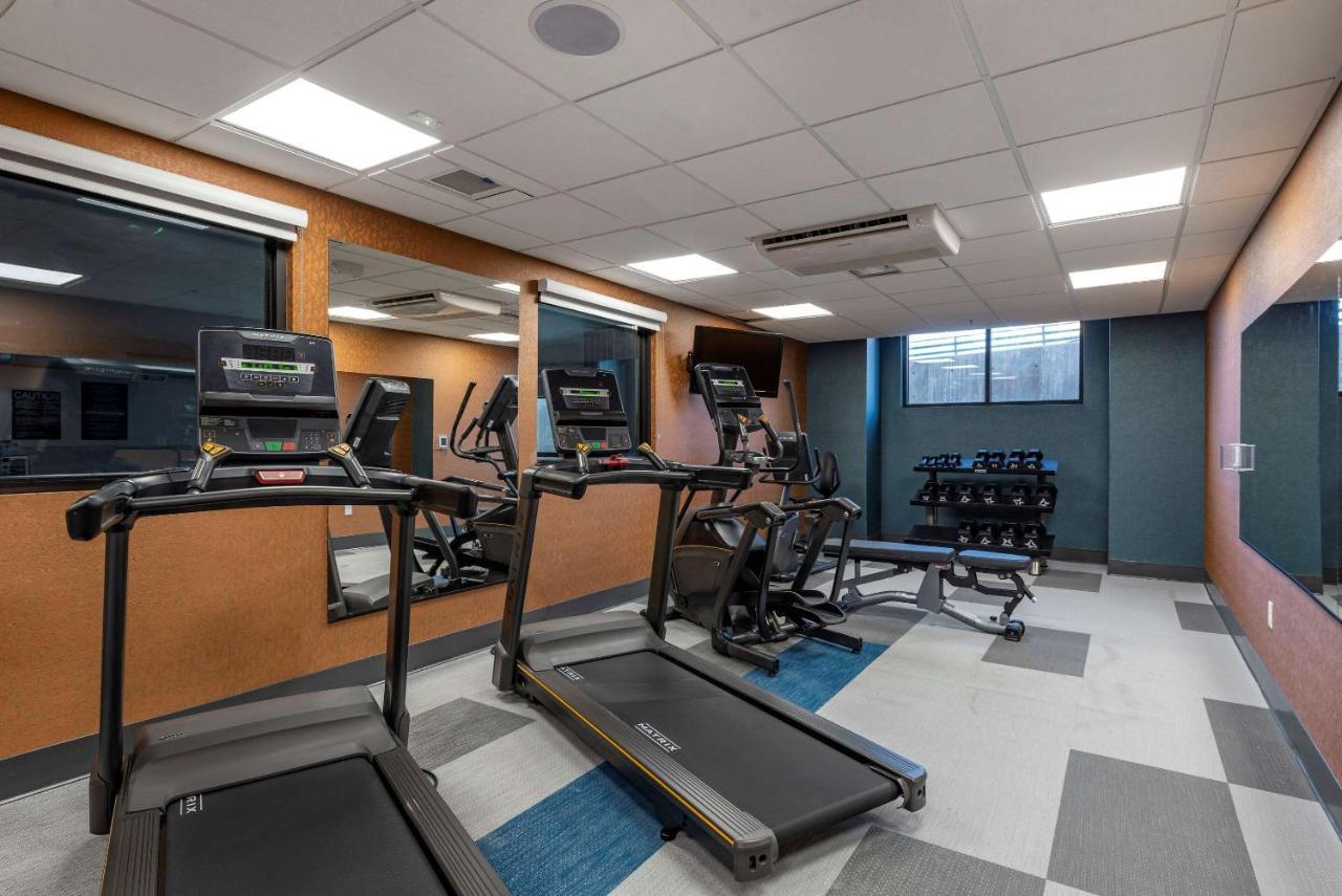 Comfort Suites Colorado Springs East - Medical Center Area Εξωτερικό φωτογραφία