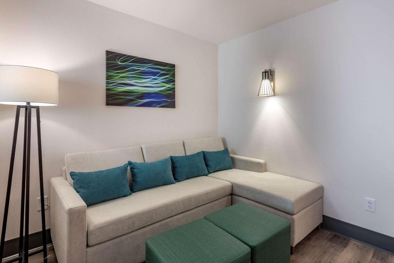 Comfort Suites Colorado Springs East - Medical Center Area Εξωτερικό φωτογραφία