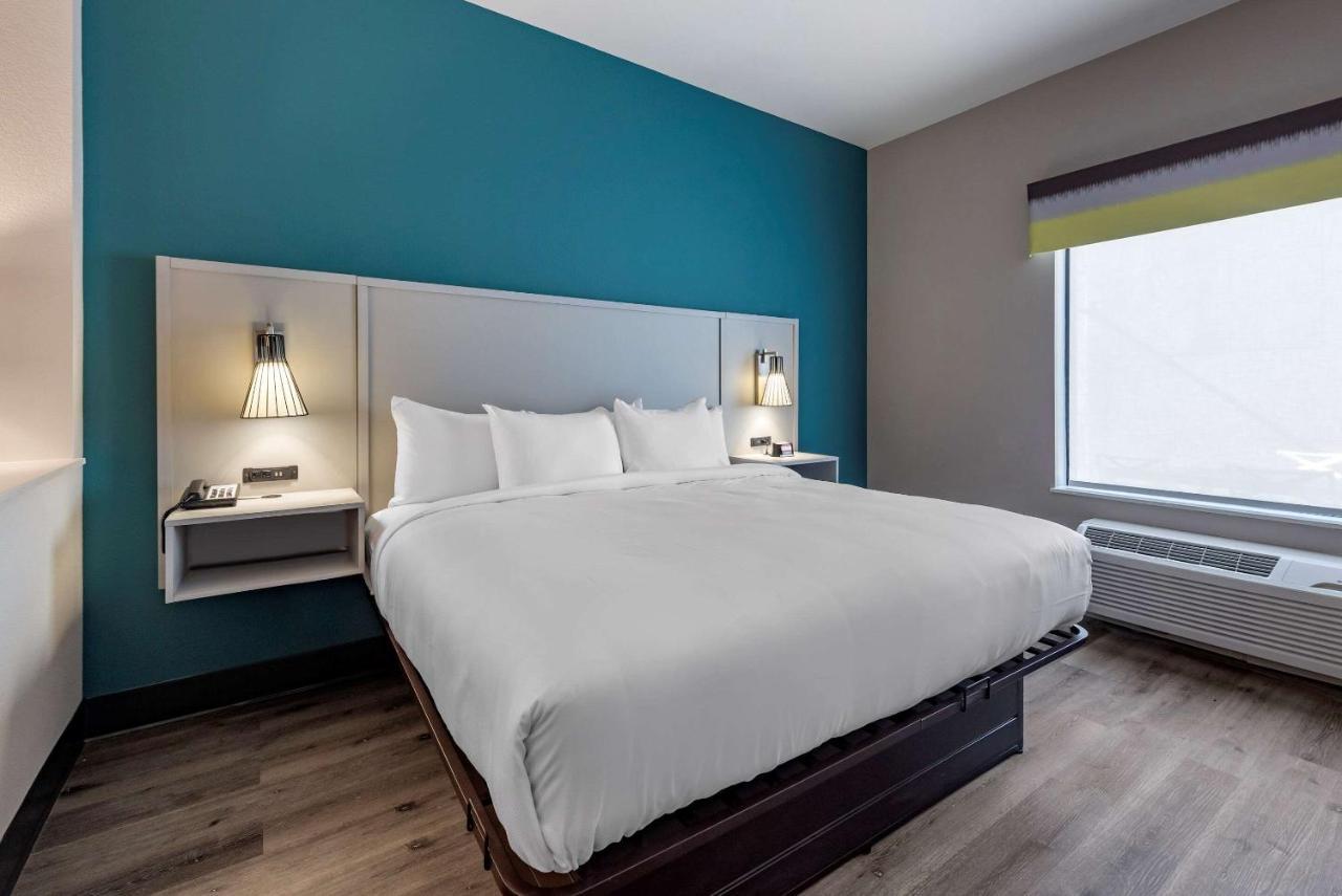 Comfort Suites Colorado Springs East - Medical Center Area Εξωτερικό φωτογραφία