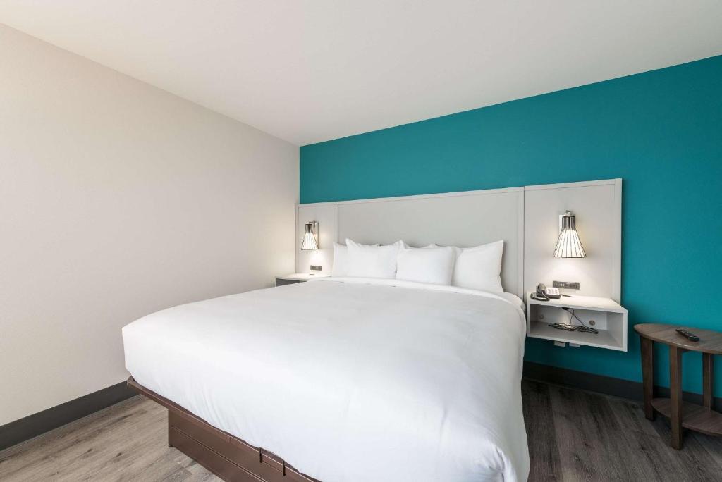 Comfort Suites Colorado Springs East - Medical Center Area Εξωτερικό φωτογραφία