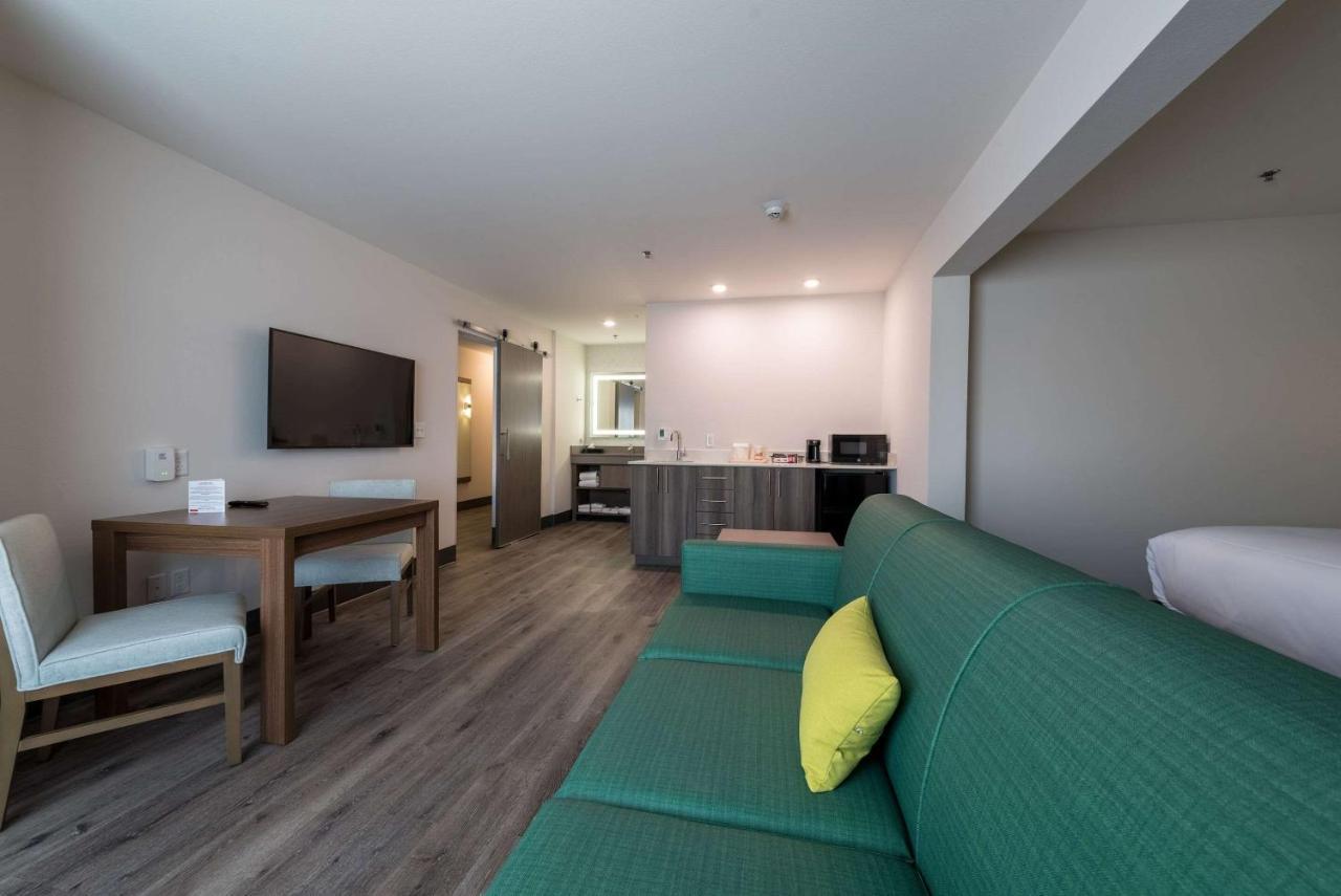 Comfort Suites Colorado Springs East - Medical Center Area Εξωτερικό φωτογραφία